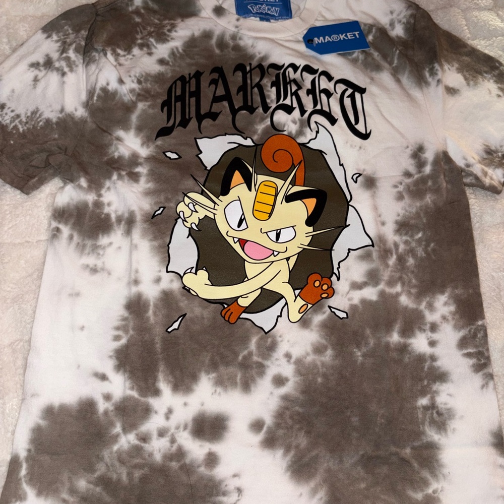 Market Brown and White Graphic Tee